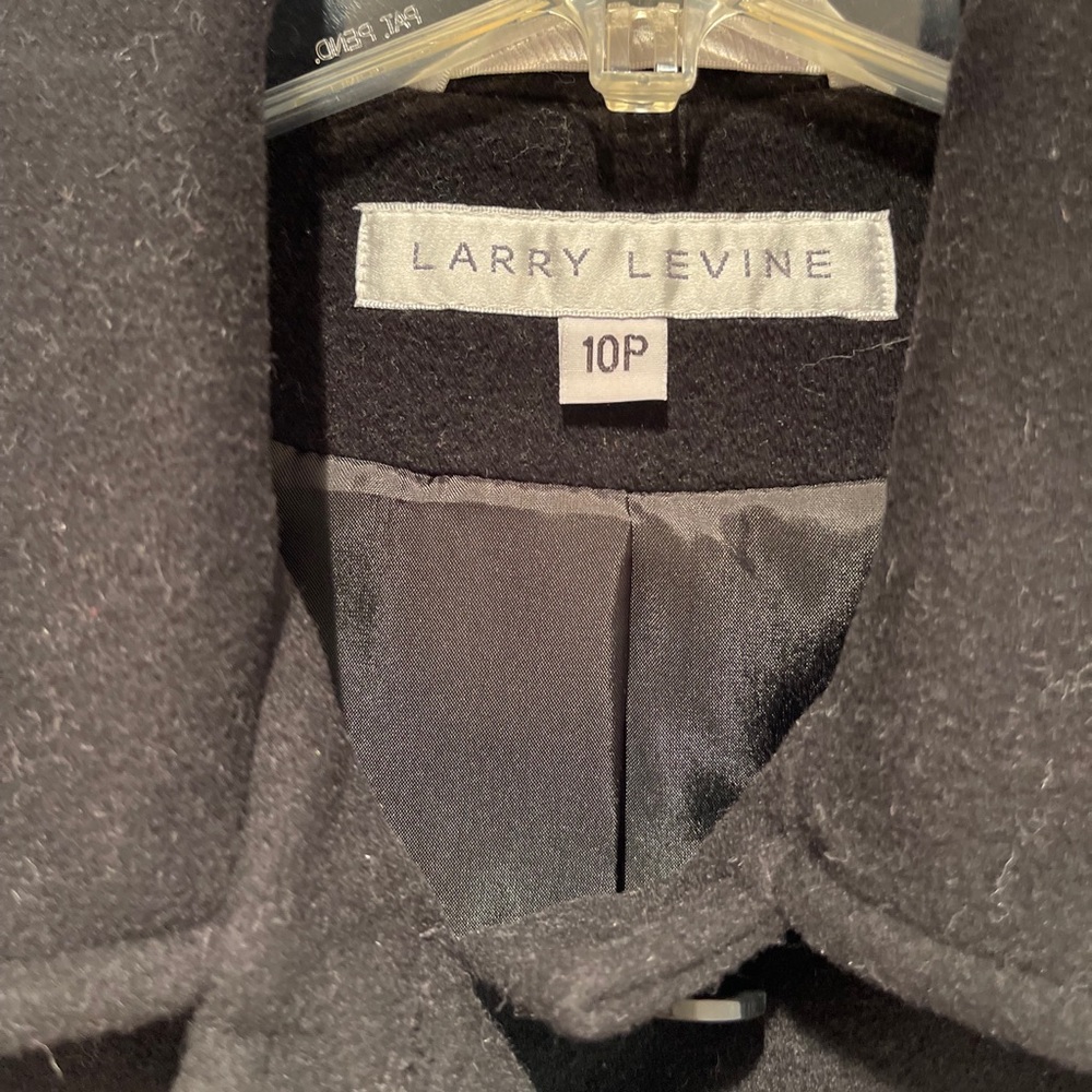Coat - Picture 4 of 6